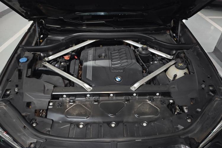 Used BMW X5 2020 xDrive40i M Sport Package Engine Bay