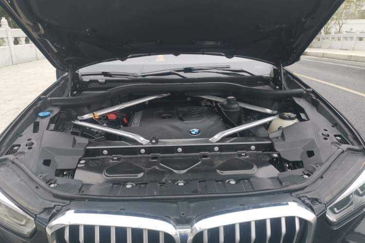 Used BMW X5 2020 xDrive30i M Sport Package Engine Bay