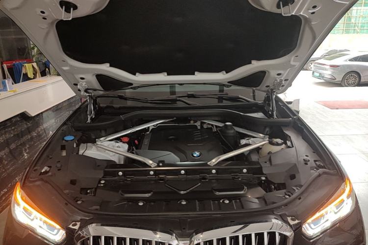 Used BMW X5 2020 xDrive30i X Design Package Engine Bay