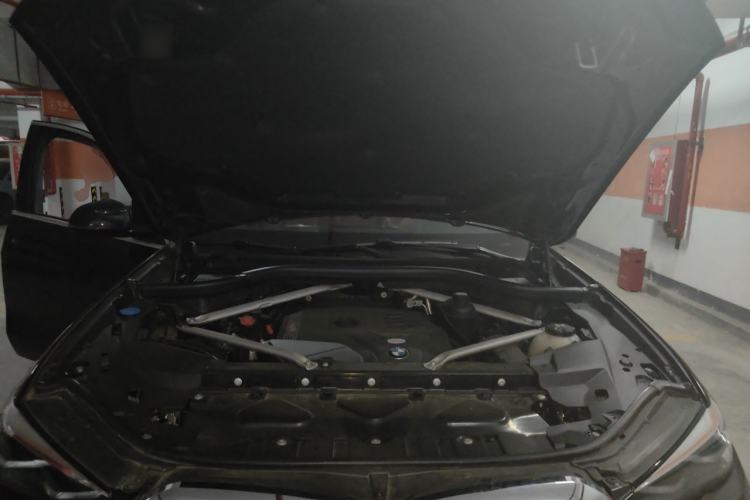 Used BMW X5 2020 xDrive30i X Design Package Engine Bay