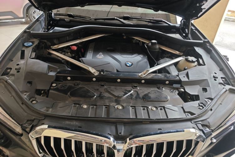 Used BMW X5 2020 xDrive30i M Sport Package Engine Bay