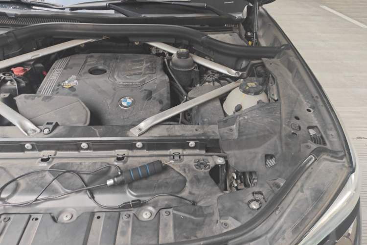 Used BMW X5 2020 xDrive30i M Sport Package Engine Bay Left