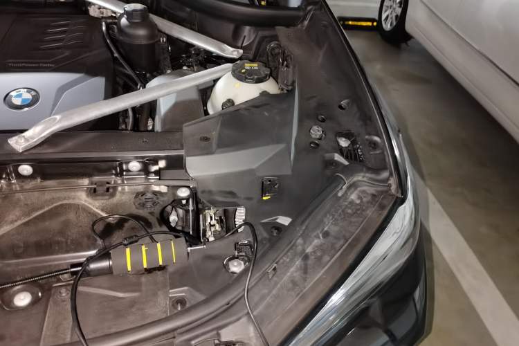 Used BMW X5 2020 xDrive30i X Design Package Engine Bay Left