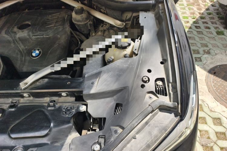 Used BMW X5 2020 xDrive30i M Sport Package Engine Bay Left