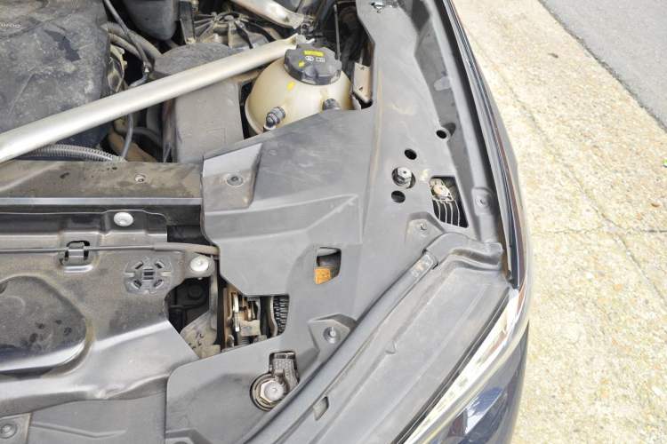 Used BMW X5 2020 xDrive30i M Sport Package Engine Bay Left