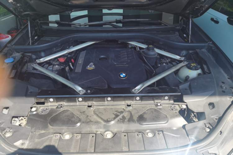 Used BMW X5 2020 xDrive30i M Sport Package Engine Bay