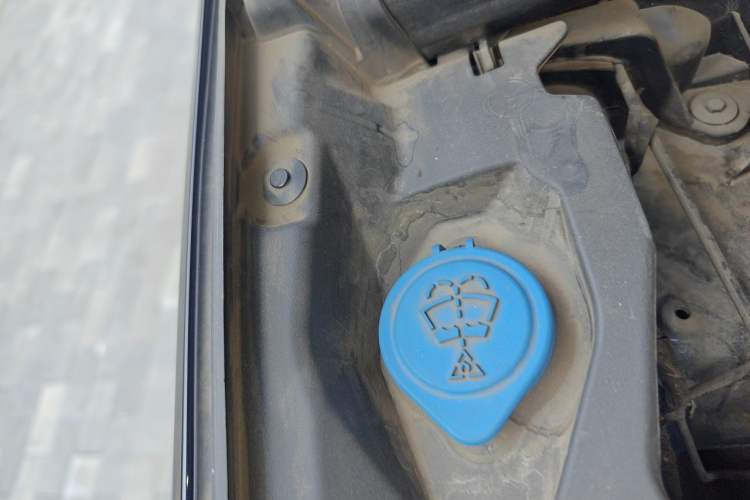 Used BMW X5 2020 xDrive30i M Sport Package Engine Bay Right