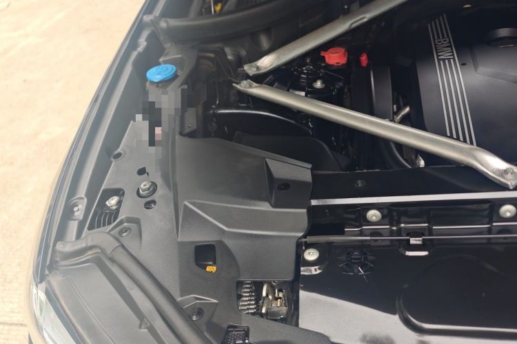 Used BMW X5 2020 xDrive40i M Sport Package Engine Bay Right