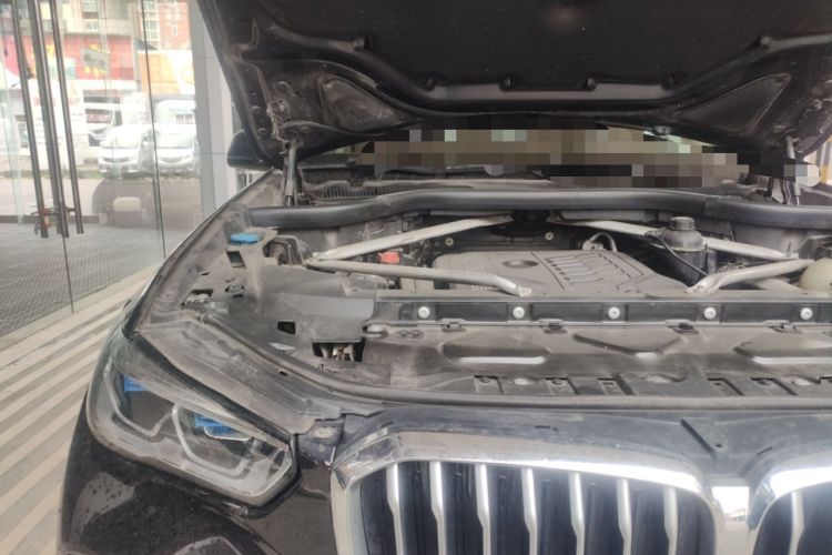 Used BMW X5 2020 xDrive40i M Sport Package Engine Bay Right