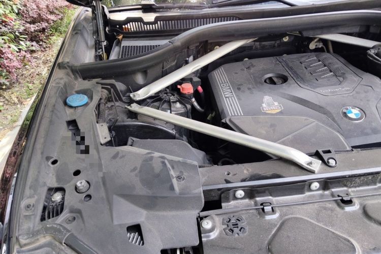 Used BMW X5 2020 xDrive30i X Design Package Engine Bay Right
