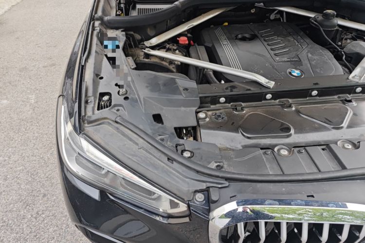 Used BMW X5 2020 xDrive40i M Sport Package Engine Bay Right