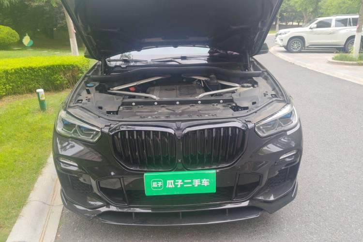 Used BMW X5 2020 xDrive40i M Sport Package Engine Bay