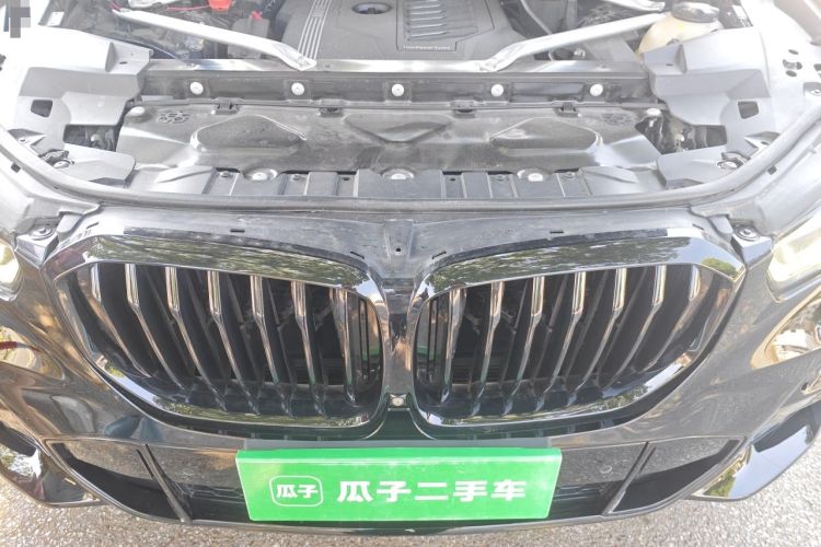 Used BMW X5 2020 xDrive40i Luxury Model with M Sport Package Engine Bay