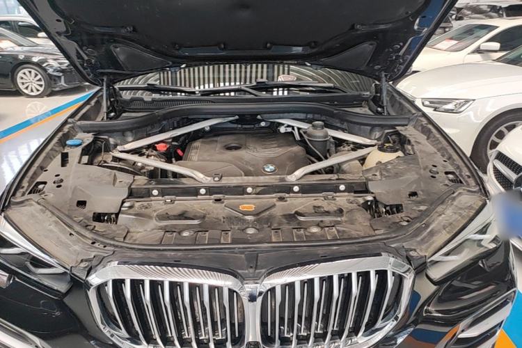 Used BMW X5 2020 xDrive30i X Design Package Engine Bay