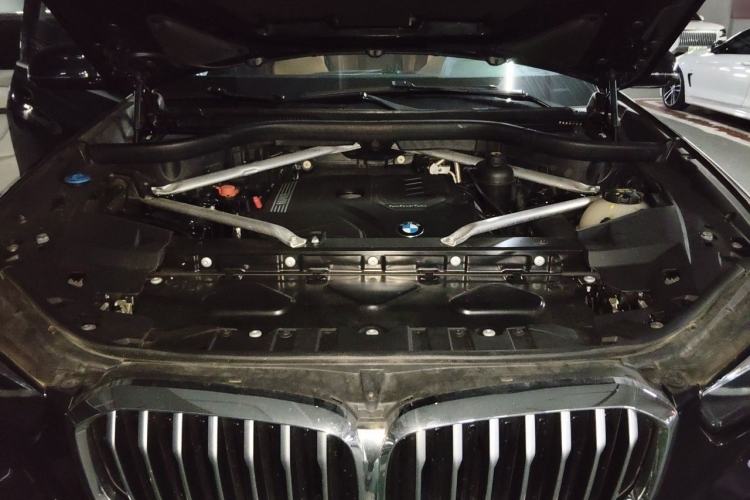 Used BMW X5 2020 xDrive30i M Sport Package Engine Bay