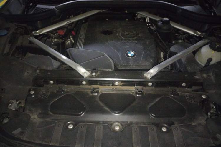 Used BMW X5 2020 xDrive30i X Design Package Engine Bay