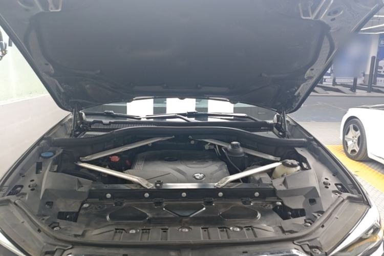 Used BMW X5 2020 xDrive30i M Sport Package Engine Bay