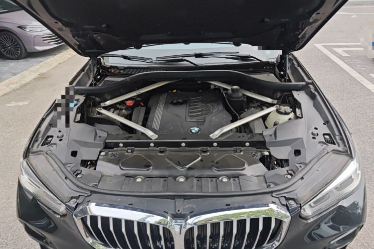 Used BMW X5 2020 xDrive40i M Sport Package Engine Bay