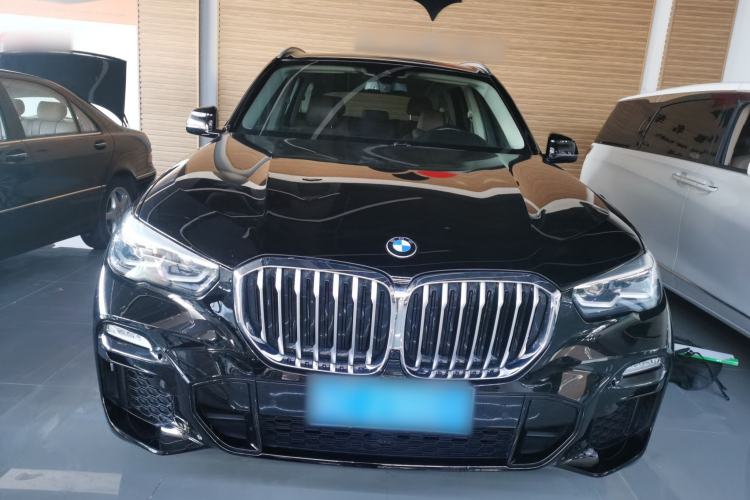 Used BMW X5 2020 xDrive30i M Sport Package Exterior 1