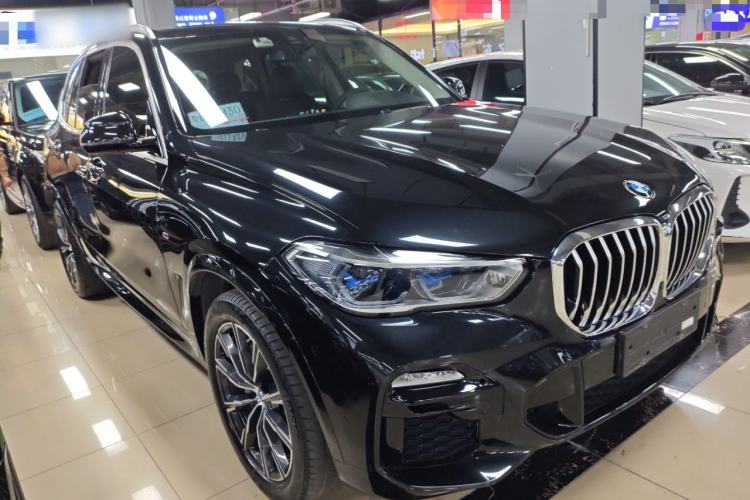 Used BMW X5 2020 xDrive40i M Sport Package Exterior 1