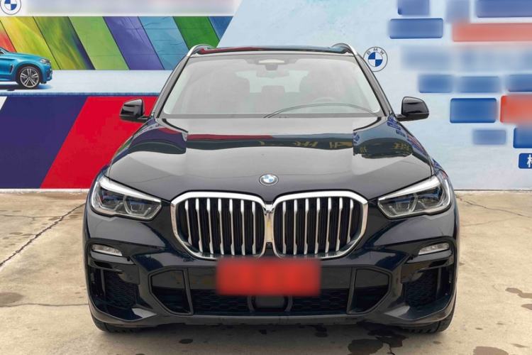 Used BMW X5 2020 xDrive40i Luxury Model with M Sport Package Exterior 2