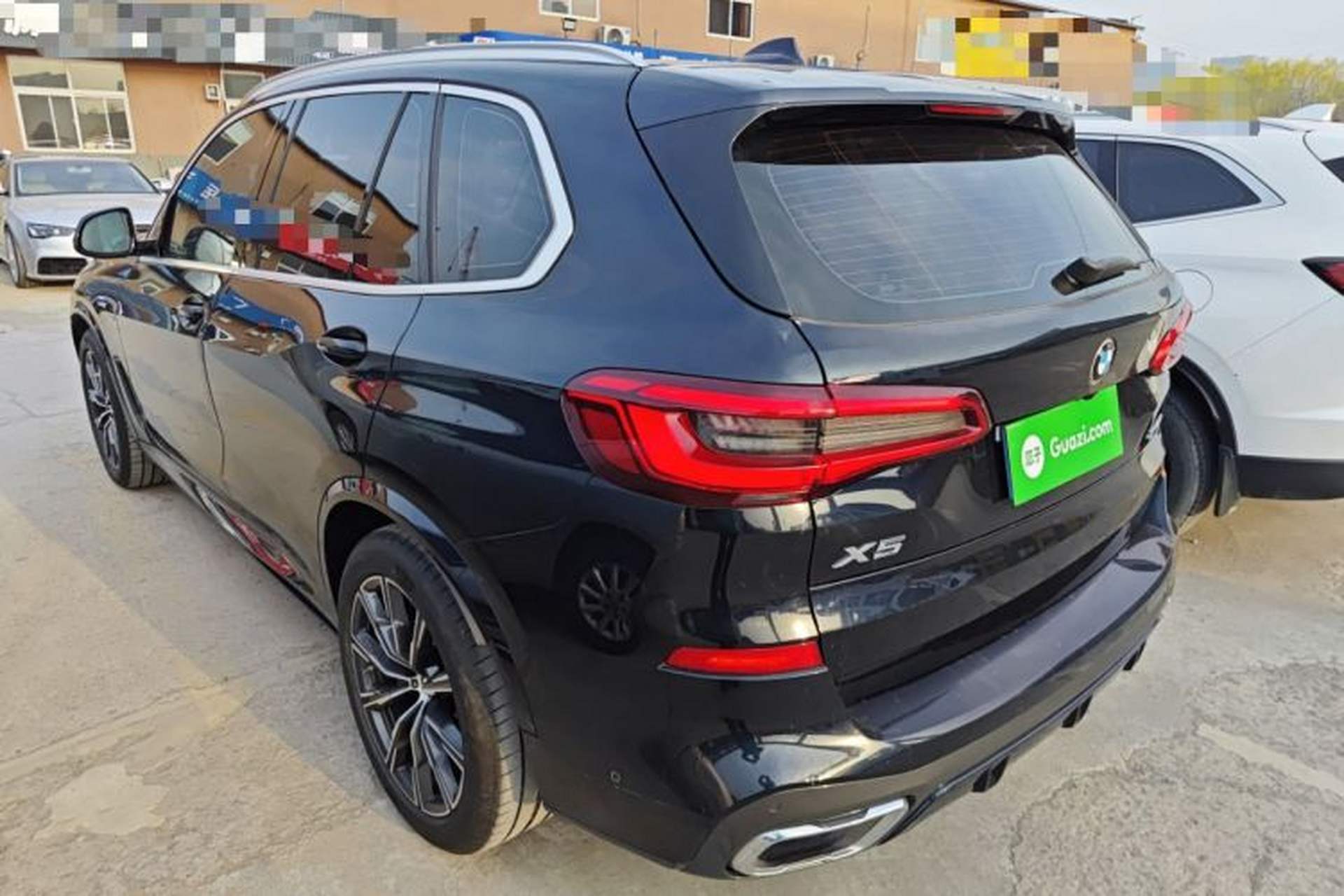 Used BMW X5 2020 xDrive30i M Sport Package Exterior 2