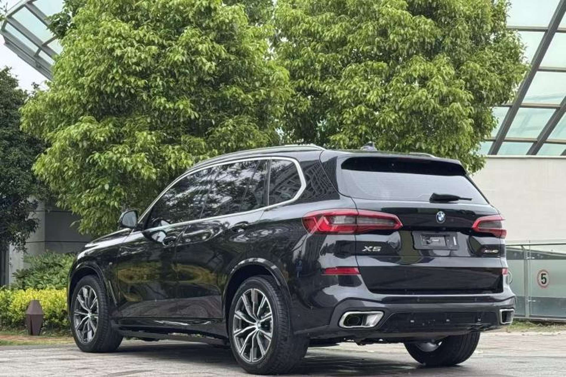 Used BMW X5 2020 xDrive40i M Sport Package Exterior 3