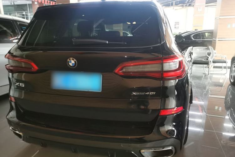 Used BMW X5 2020 xDrive30i M Sport Package Exterior 4