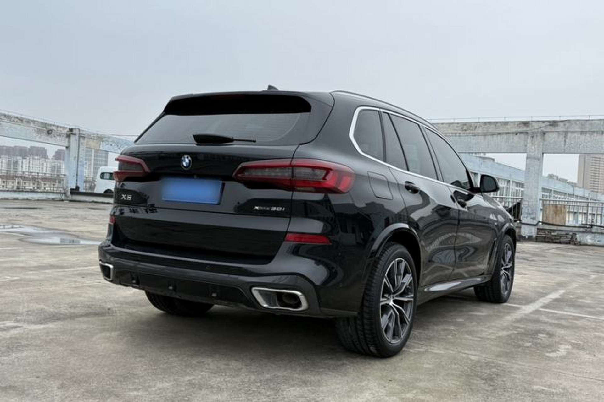Used BMW X5 2020 xDrive30i M Sport Package Exterior 4