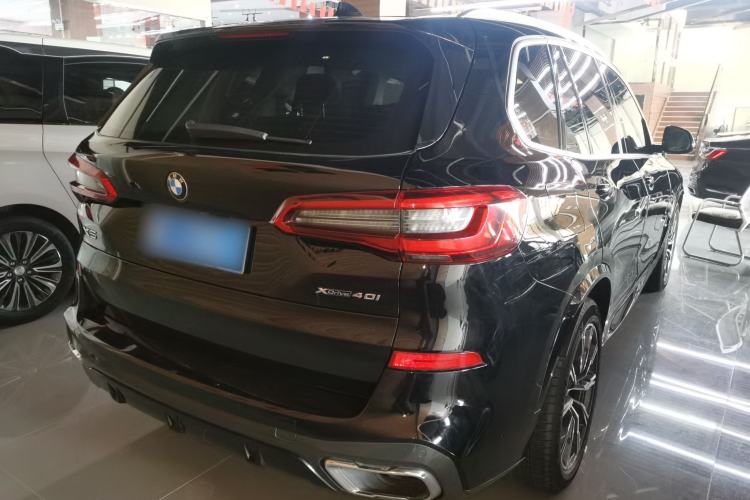 Used BMW X5 2020 xDrive30i M Sport Package Exterior 5