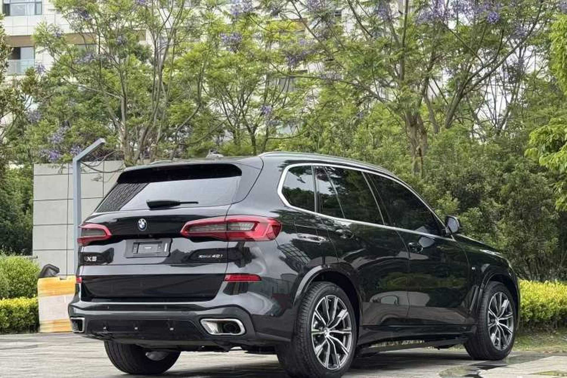 Used BMW X5 2020 xDrive40i M Sport Package Exterior 5