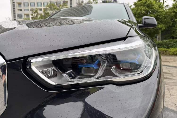 Used BMW X5 2020 xDrive40i M Sport Package Exterior 7