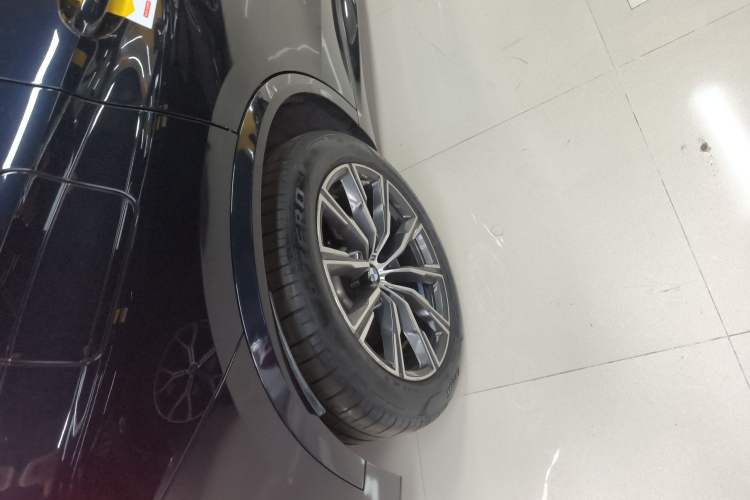 Used BMW X5 2020 xDrive40i M Sport Package Exterior 8