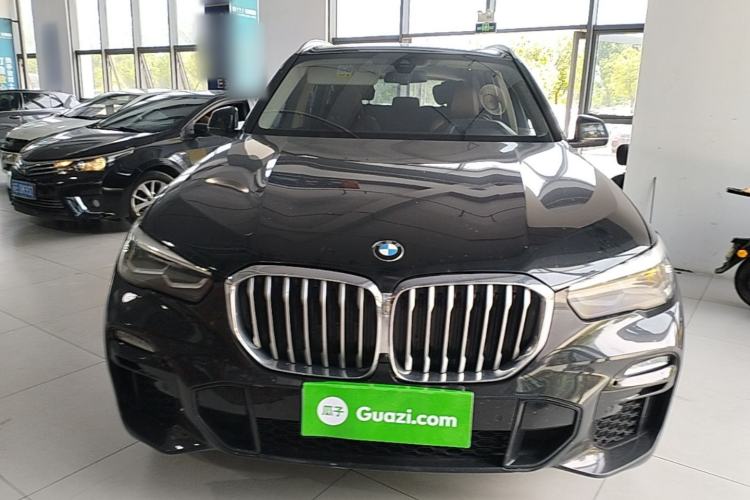 Used BMW X5 2020 xDrive30i M Sport Package Front