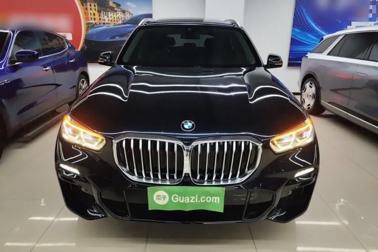 Used BMW X5 2020 xDrive40i M Sport Package Front