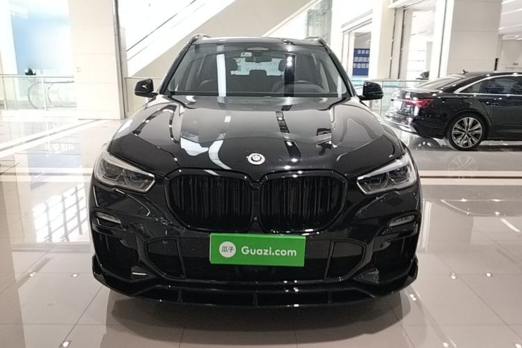 Used BMW X5 2020 xDrive40i Luxury Model with M Sport Package Front