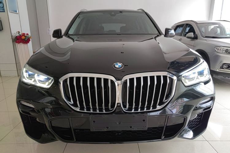 Used BMW X5 2020 xDrive40i M Sport Package Front
