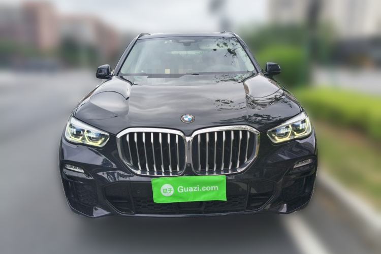 Used BMW X5 2020 xDrive40i Luxury Model with M Sport Package Front