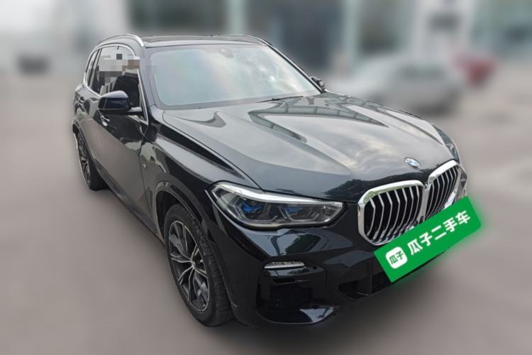 Used BMW X5 2020 xDrive40i M Sport Package Front Right 45 Deg