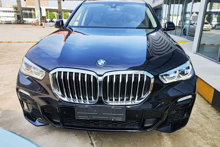 Used BMW X5 2020 xDrive30i M Sport Package Front