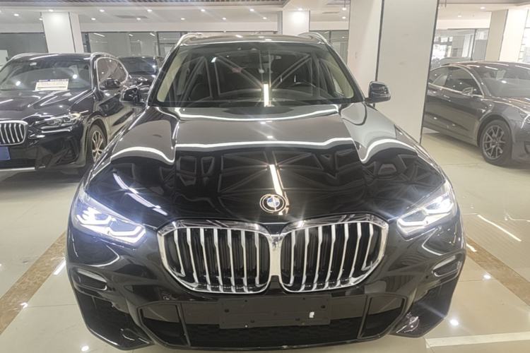 Used BMW X5 2020 xDrive30i M Sport Package Front