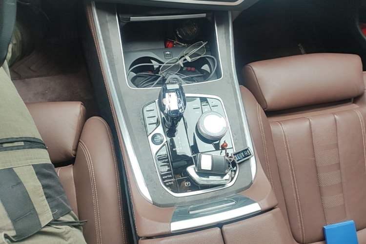 Used BMW X5 2020 xDrive40i M Sport Package Gear Lever