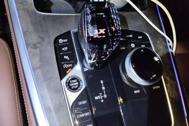 Used BMW X5 2020 xDrive40i M Sport Package Gear Lever