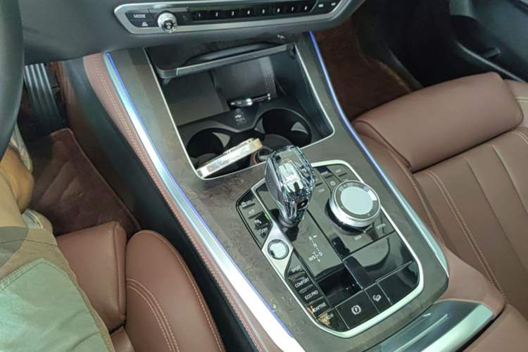 Used BMW X5 2020 xDrive40i M Sport Package Gear Lever