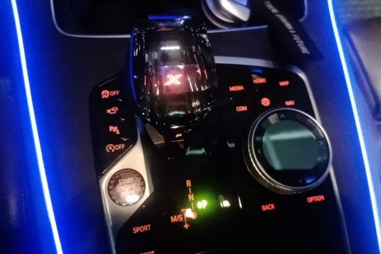 Used BMW X5 2020 xDrive40i M Sport Package Gear Lever