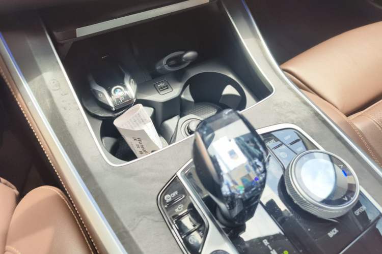 Used BMW X5 2020 xDrive40i M Sport Package Gear Lever