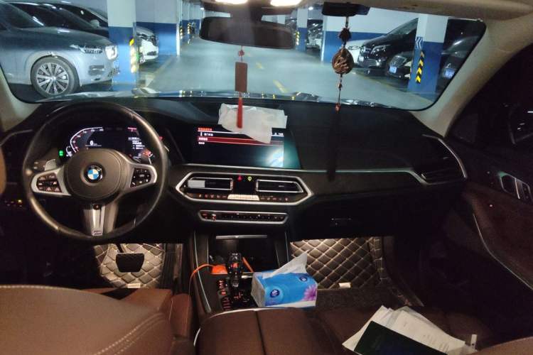 Used BMW X5 2020 xDrive40i Luxury Model with M Sport Package Headliner