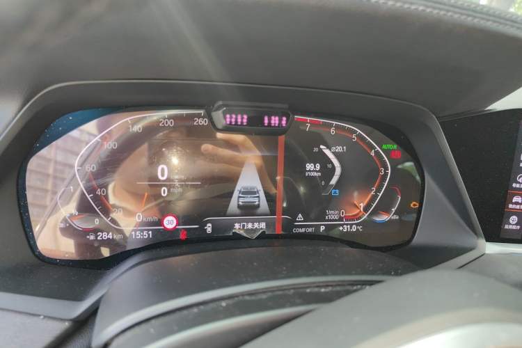Used BMW X5 2020 xDrive40i Luxury Model with M Sport Package Instrument Cluster