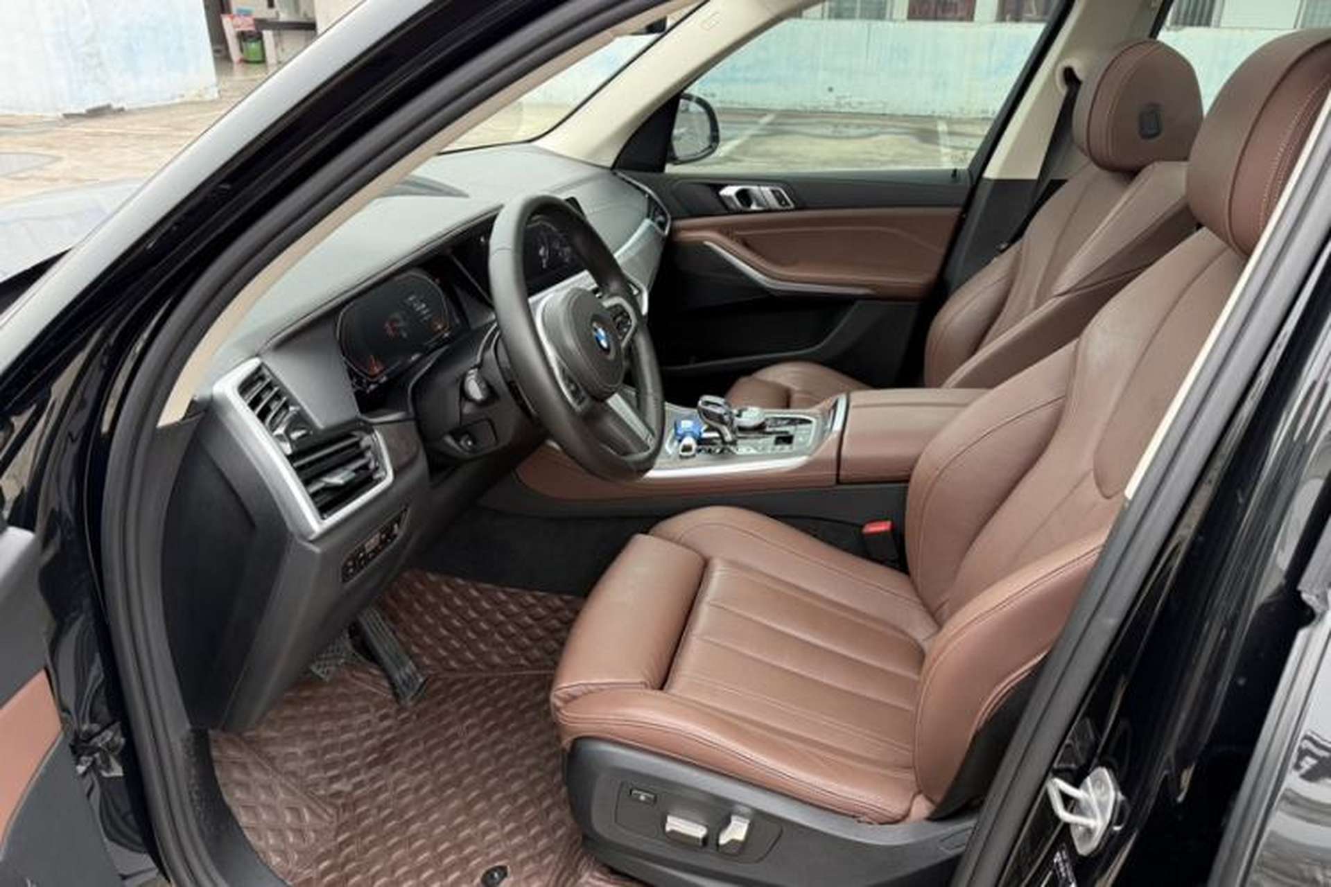 Used BMW X5 2020 xDrive30i M Sport Package Interior 1