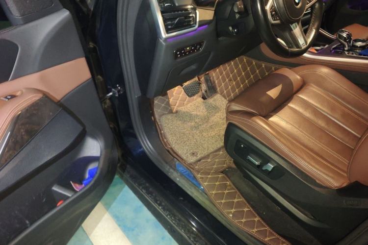 Used BMW X5 2020 xDrive30i M Sport Package Interior 3